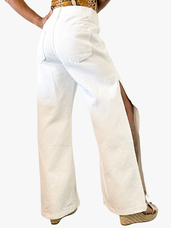 Cali Breeze Side Slit Jeans | White